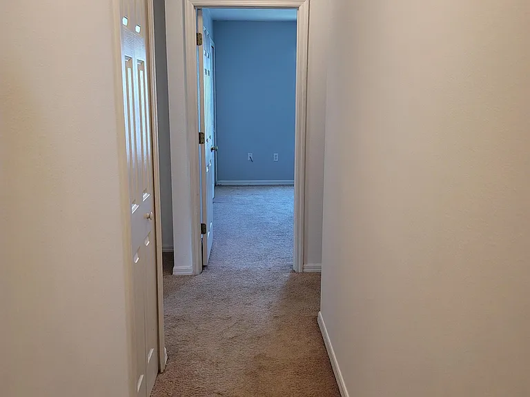 4615 Elena Way — Photo 13