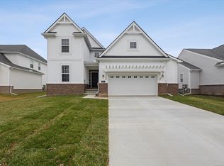2126 Emerald Ln #30, Wixom, MI