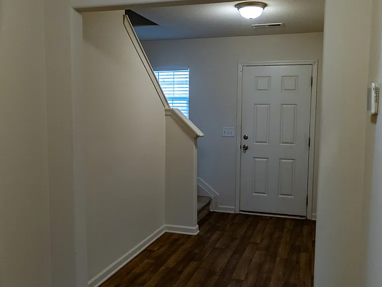 4113 Vershire Ave — Photo 5
