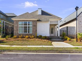 106 Water St, Madison, MS 39110