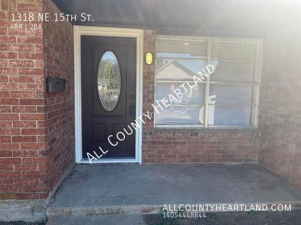 1318 NE 15th St