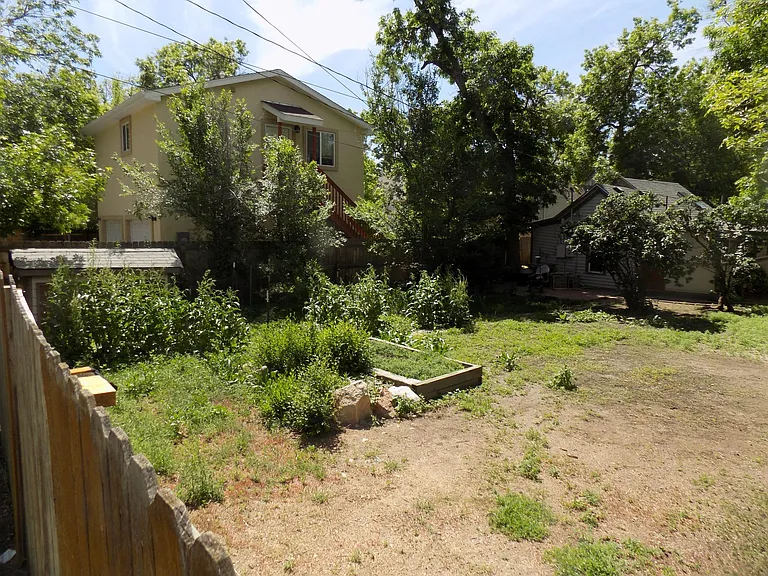 432 E Kiowa St — Photo 72