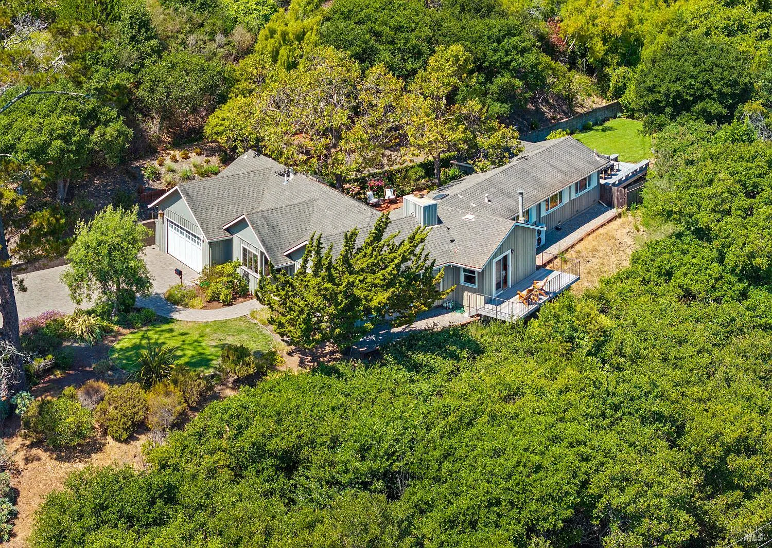 4655 Paradise Drive photo 1