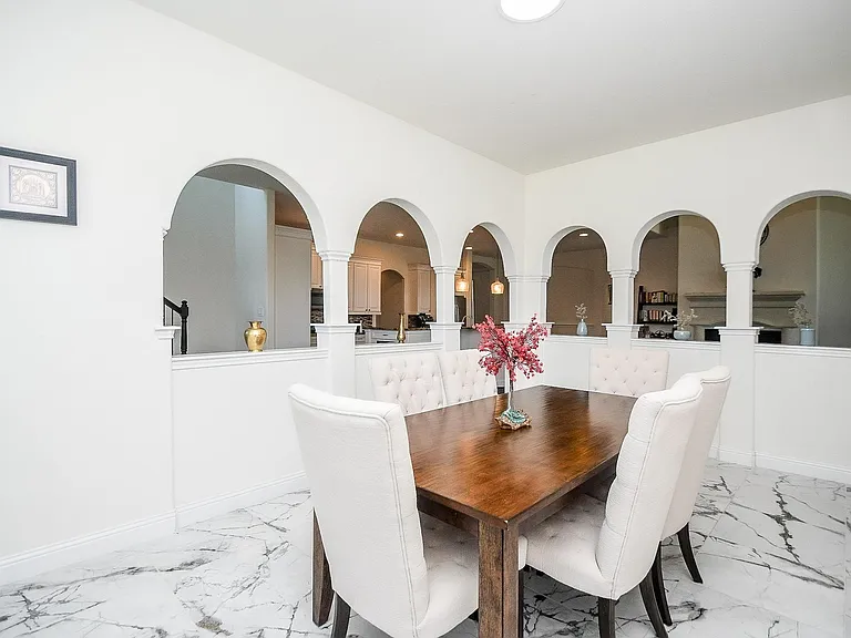 28426 Rolling Ridge Dr — Photo 12
