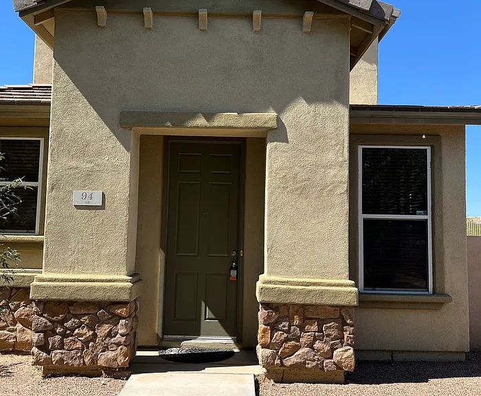 94 W Paseo Celestial — Photo 2
