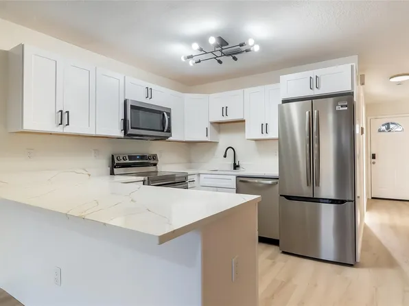 4979 NW 82nd Ave #705, Lauderhill, FL 33351