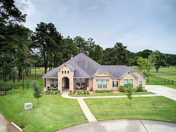 5th image of 10903 N Country Club Green Dr