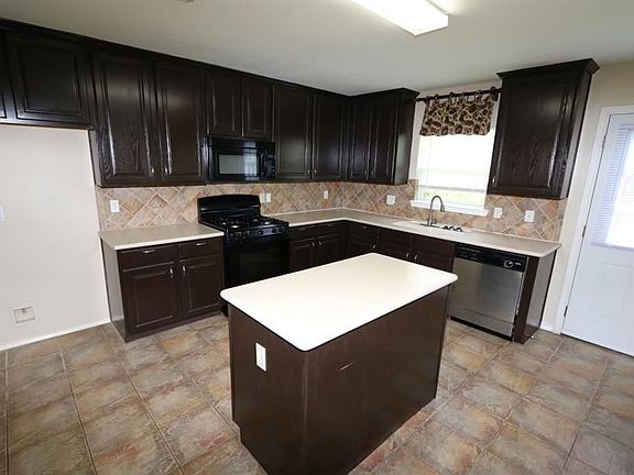 4th image of 19510 Concho Springs Dr