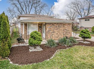16437 Blair Ln, Oak Forest, IL