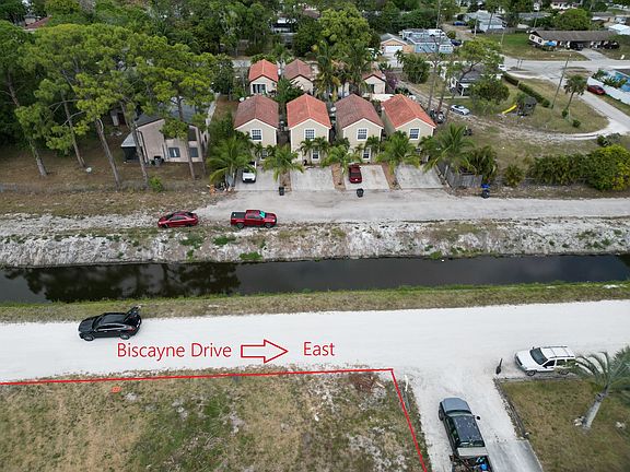3rd image of 4920 Biscayne Drive