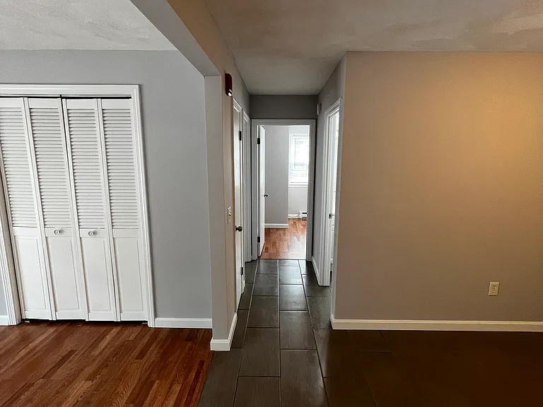 80 Locust Avenue — Photo 37