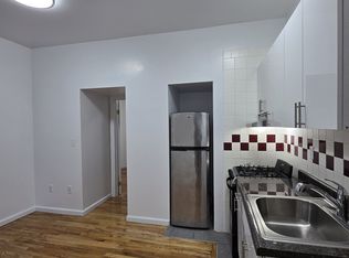 231 E 24th St #3C, New York, NY 10010