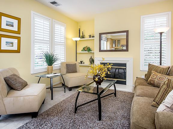 4th image of 1509 Bergerac Dr