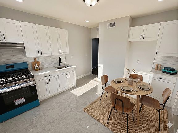 2nd image of 162-164 Renner Ave #2