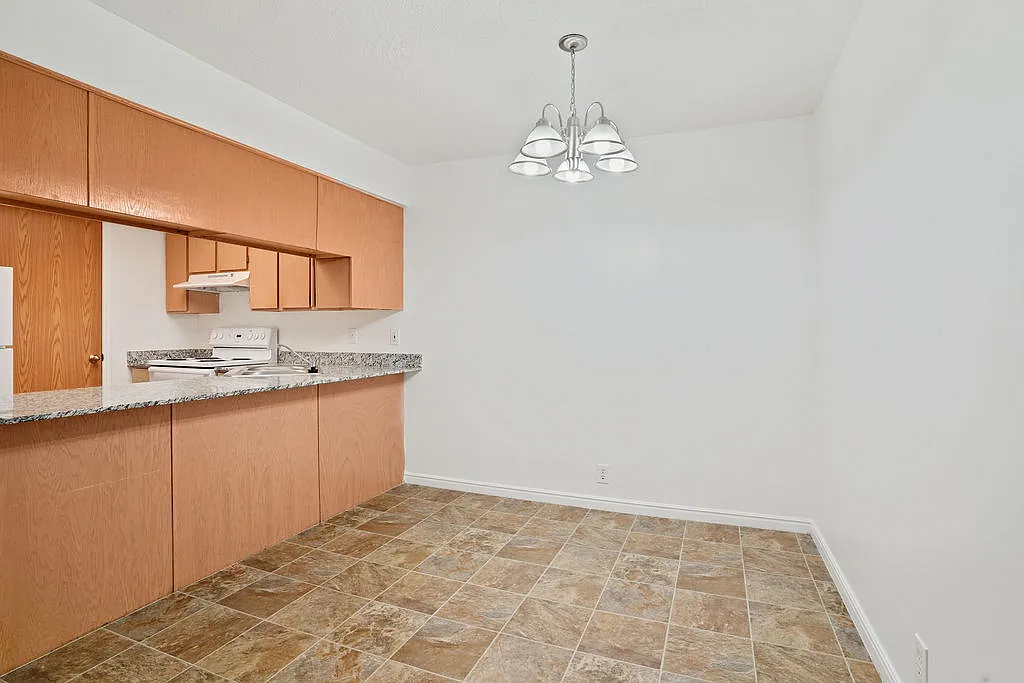 Stonebridge Apartments — Photo 4