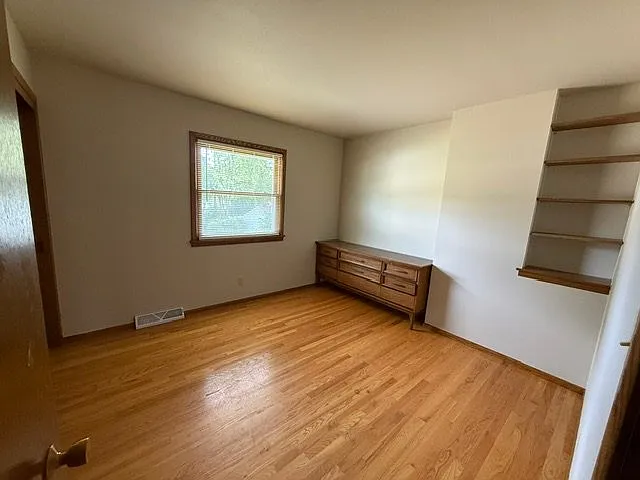 7759 W Beloit Rd — Photo 4
