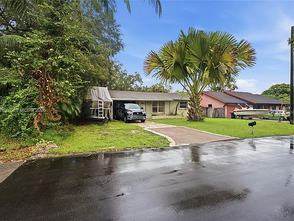 2nd image of 5190 SW 28th Ter