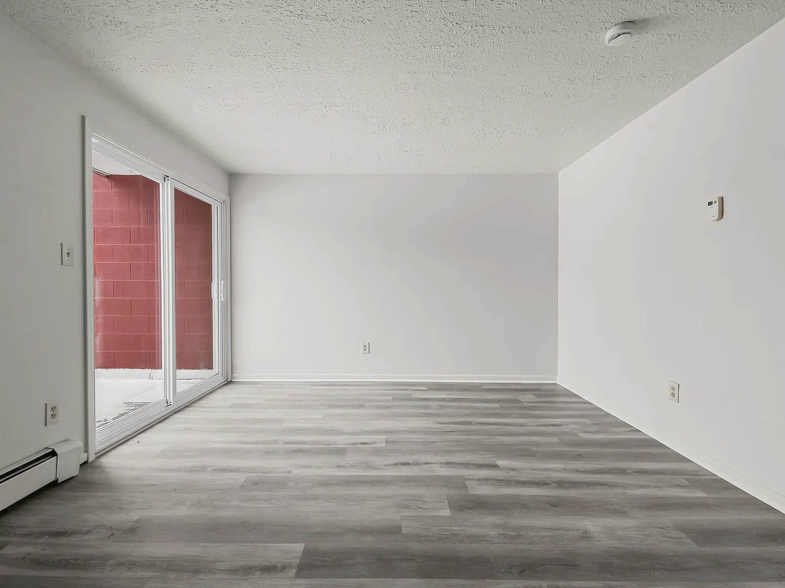 2 bed, 1.5 bath, 850 sqft, $1,280 — Photo 4