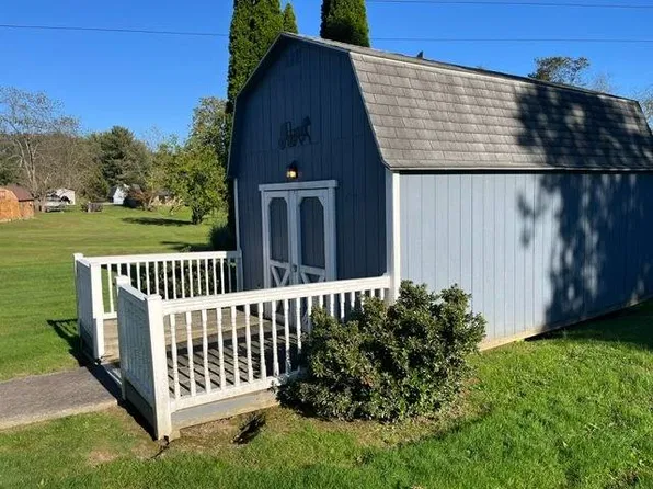 303 National Ave, Brownsville, PA 15417