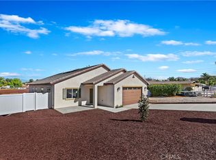 1359 1st St, Norco, CA 92860