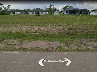 1914 Jacaranda Pkwy W, Cape Coral, FL 33993