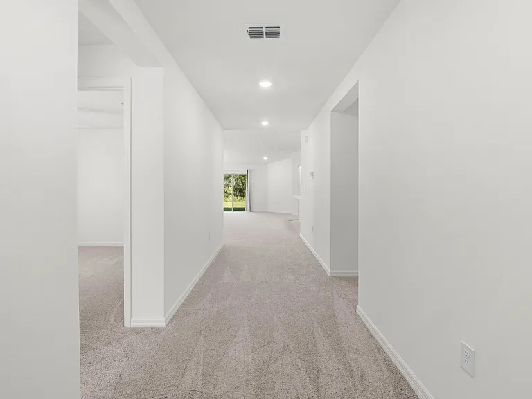 2192 Vinifera Dr — Photo 2