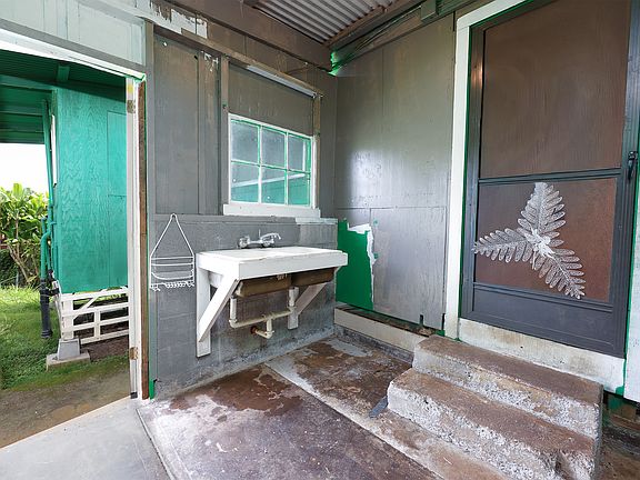 5th image of 54-2379 Kynnersley Rd