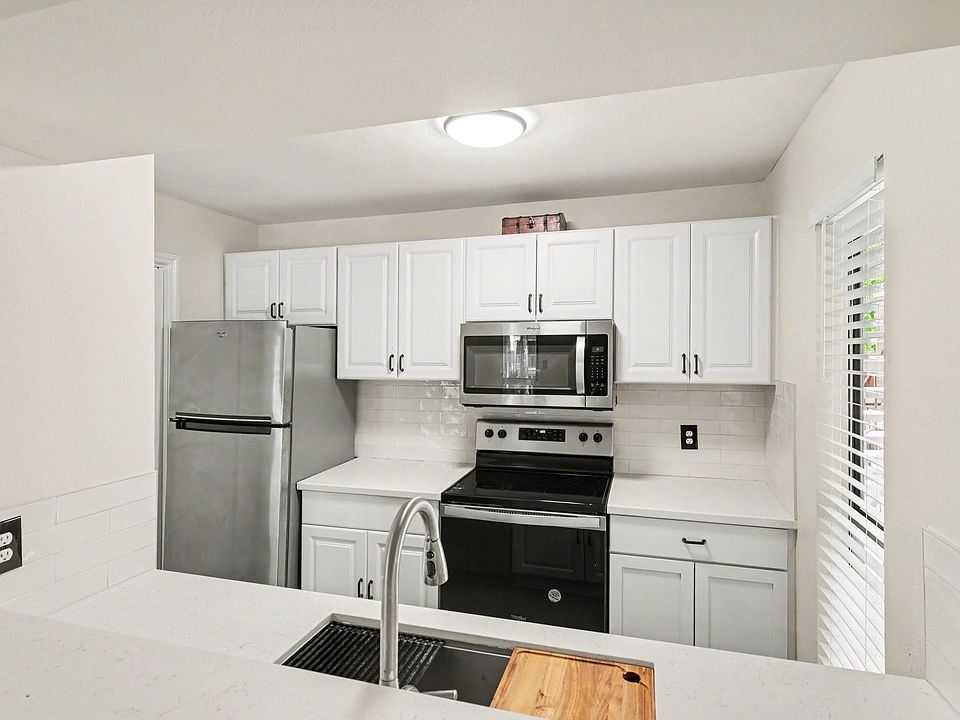 1st image of 3500 Tangle Brush Dr APT 83