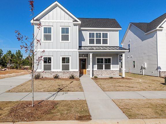 2nd image of 2542 Laurens Street