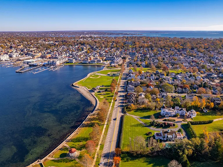 1B Harbor View Dr — Photo 13