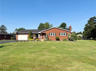 3215 Elm Dr, New Castle, PA 16105