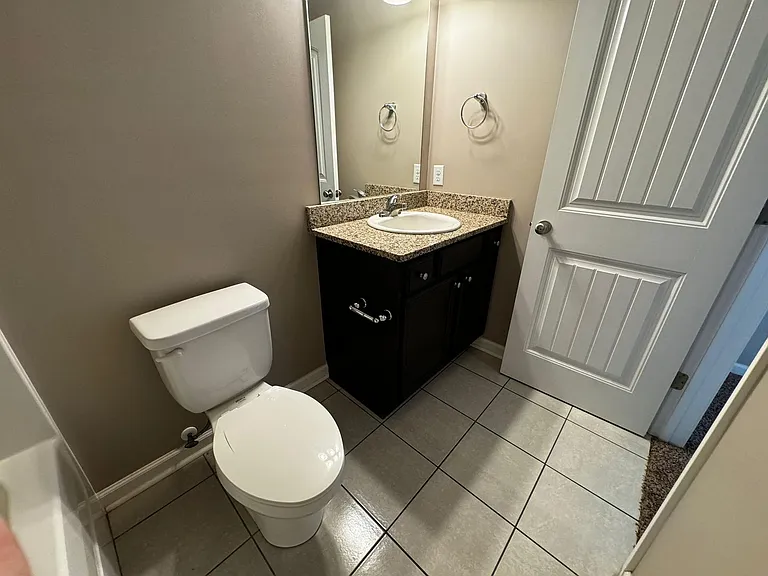75 Walker Ct — Photo 24