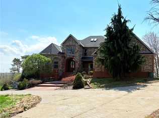 3065 Perry Dr NW, Canton, OH 44708