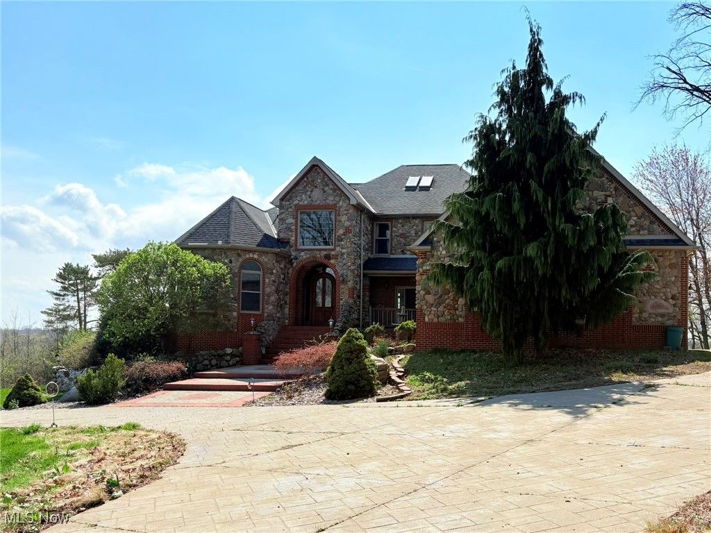 Real estate listing image