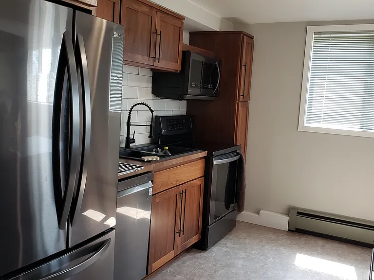1806 N Minnesota St #A — Photo 3