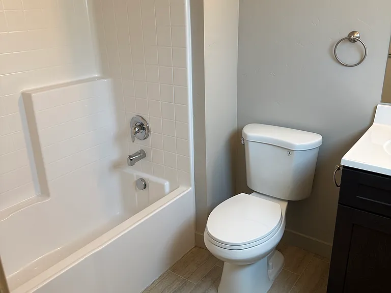 2316 E Locust St #101 — Photo 14