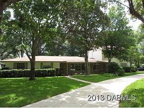 1st image of 9 Oakmont Cir