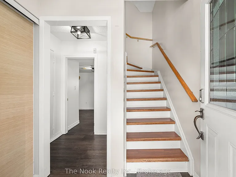 2678 Trulls Rd S — Photo 11