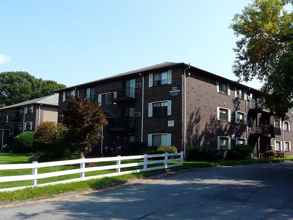 Pelham Street Apartments