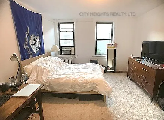 Rented by City Heights Realty | media 11