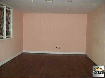 2nd image of 9414 Obeck Ave