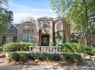 101 Summer Lake Dr, Ridgeland, MS 39157