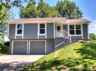 804 NE 104th Ter, Kansas City, MO 64155