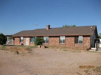 1st image of 575 N Ironwood Dr