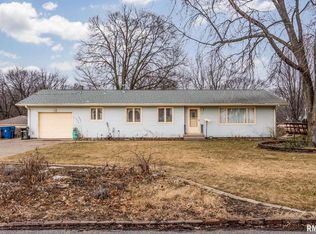 310 E 17th Ave, Coal Valley, IL