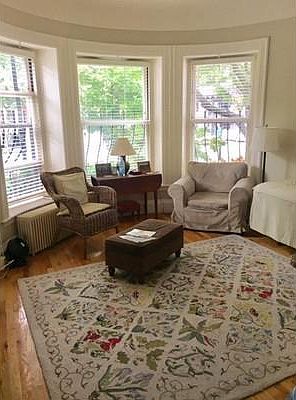 2nd image of 332 Dartmouth St #1A