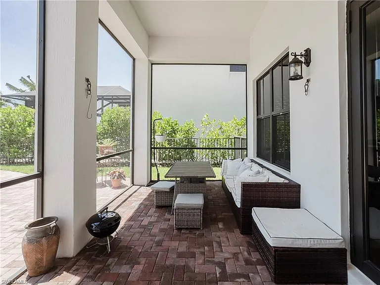 5169 Roma St — Photo 41