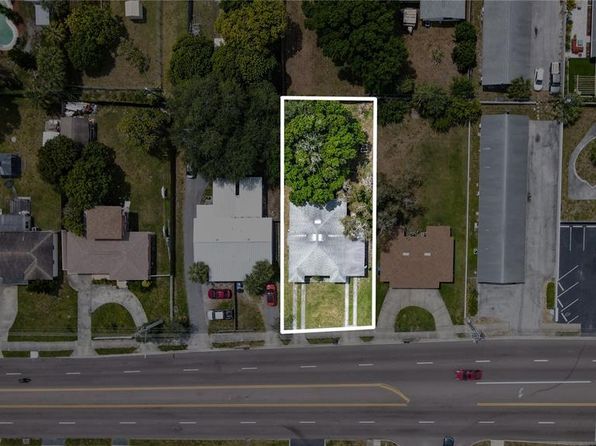 saint-petersburg-florida-348493392 picture