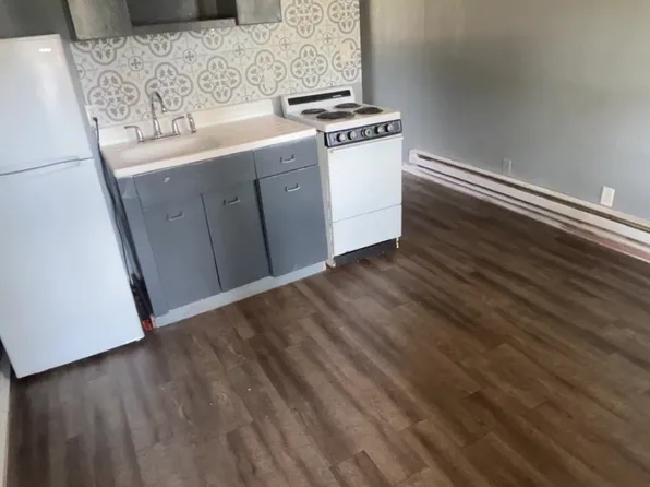 105 W Lafayette St #115, Versailles, MO 65084