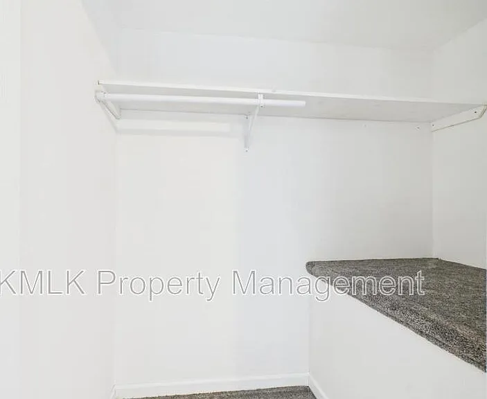 9042 Maple Grove Rd — Photo 27